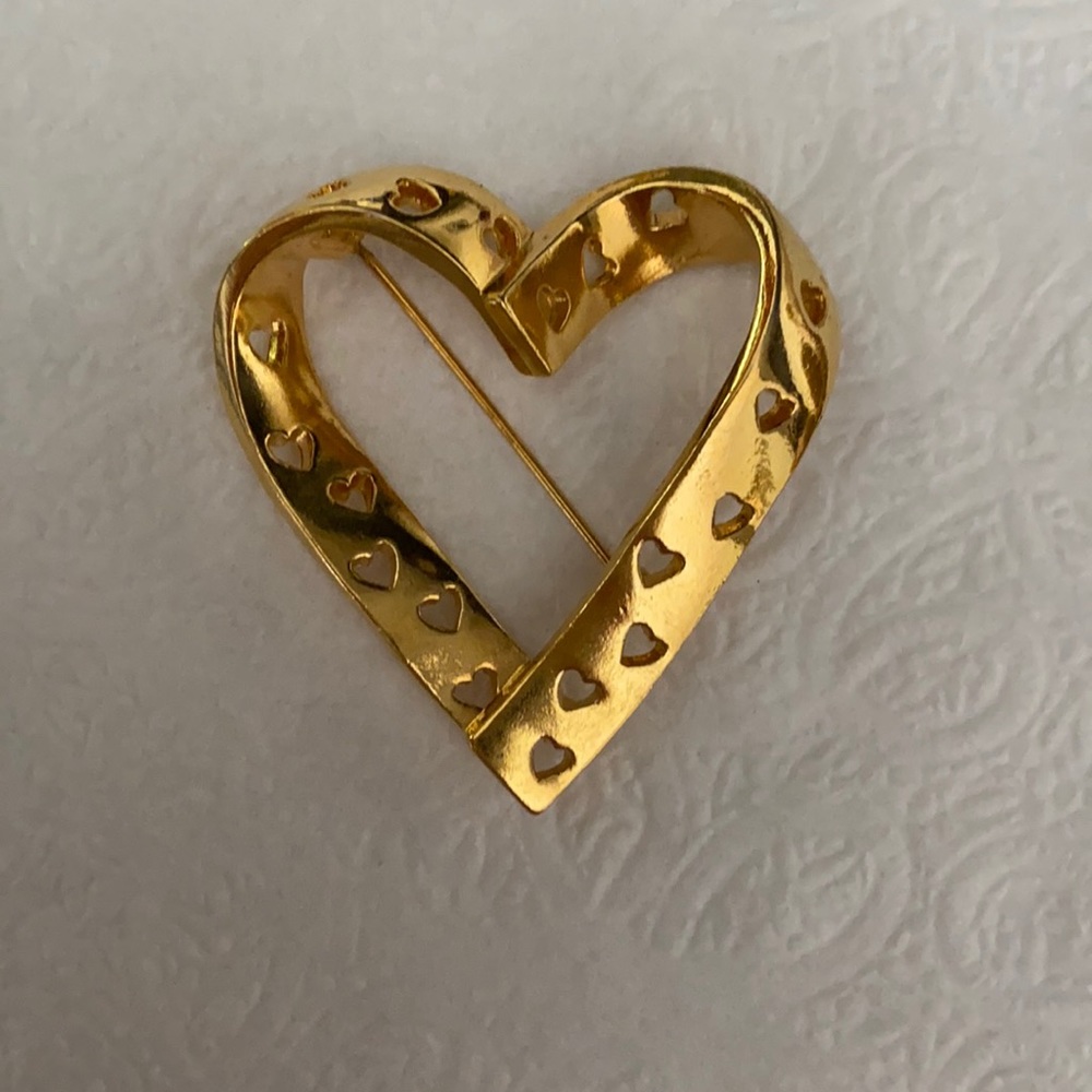 Heart brooch